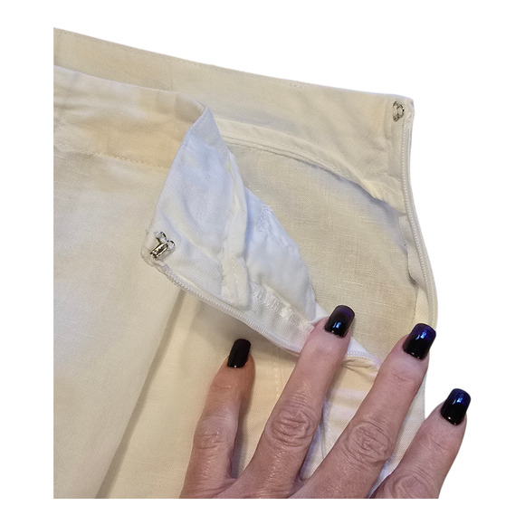 Lands End Shorts Womens Size 4 White Linen/Cotton Blend Summer Beach Vacation - Picture 6 of 10